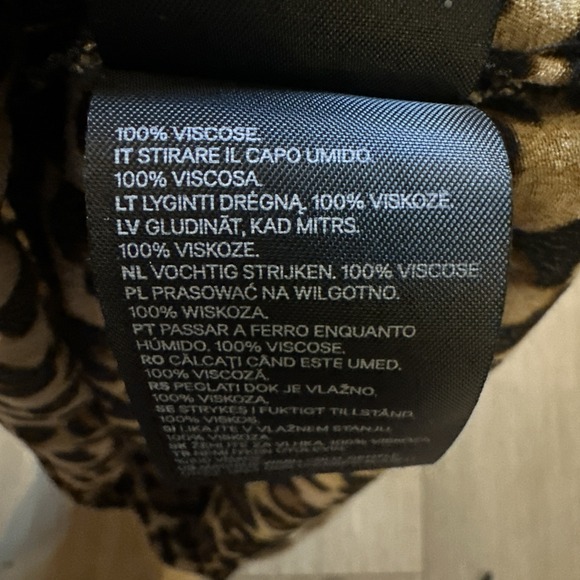 H&M Women's Long Sleeve Leopard‎ Print Blouse, Size 2 Preowned Animal Print - Picture 8 of 8